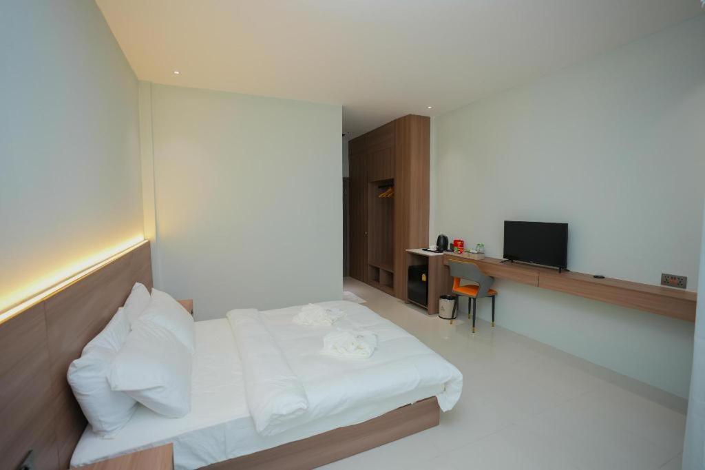 Athenee Hotel Vientiane Exterior photo